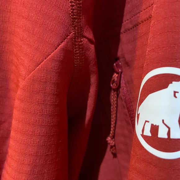 Mammut red full zip - Picture 7 of 8